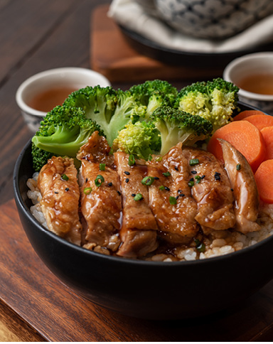 Asian chicken rice bowl